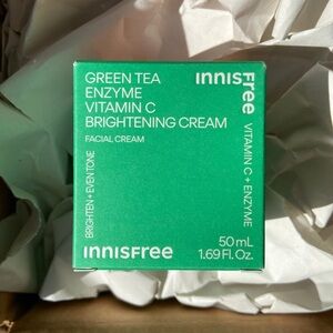 New Innisfree Green Tea Enzyme Vitamin C Brightening Cream